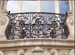 Классический французский балкон